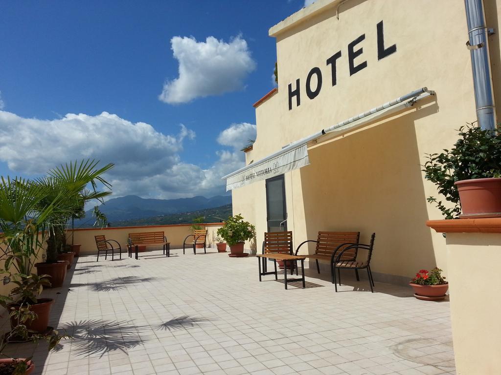 Hotel Vittoria Bénévent Extérieur photo